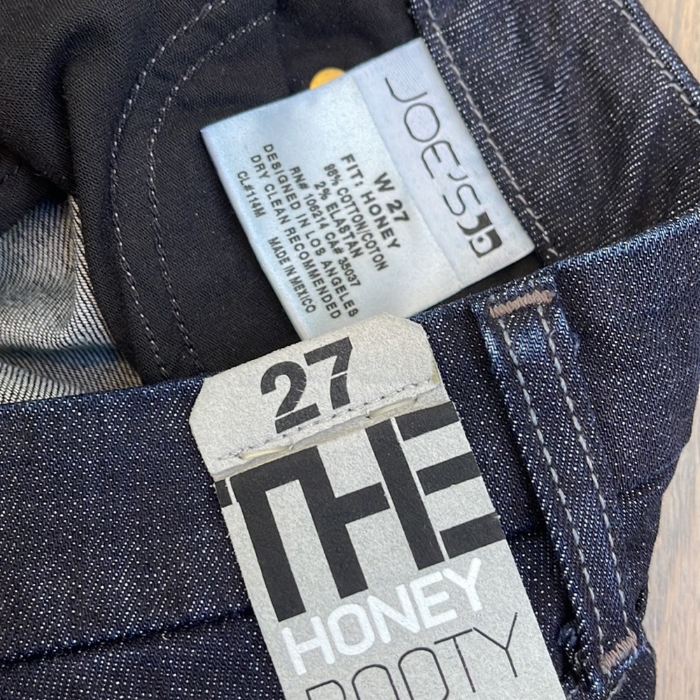 Joe’s Jeans THE HONEY  Booty Fit size 27 dark blue curvy. - Picture 4 of 6
